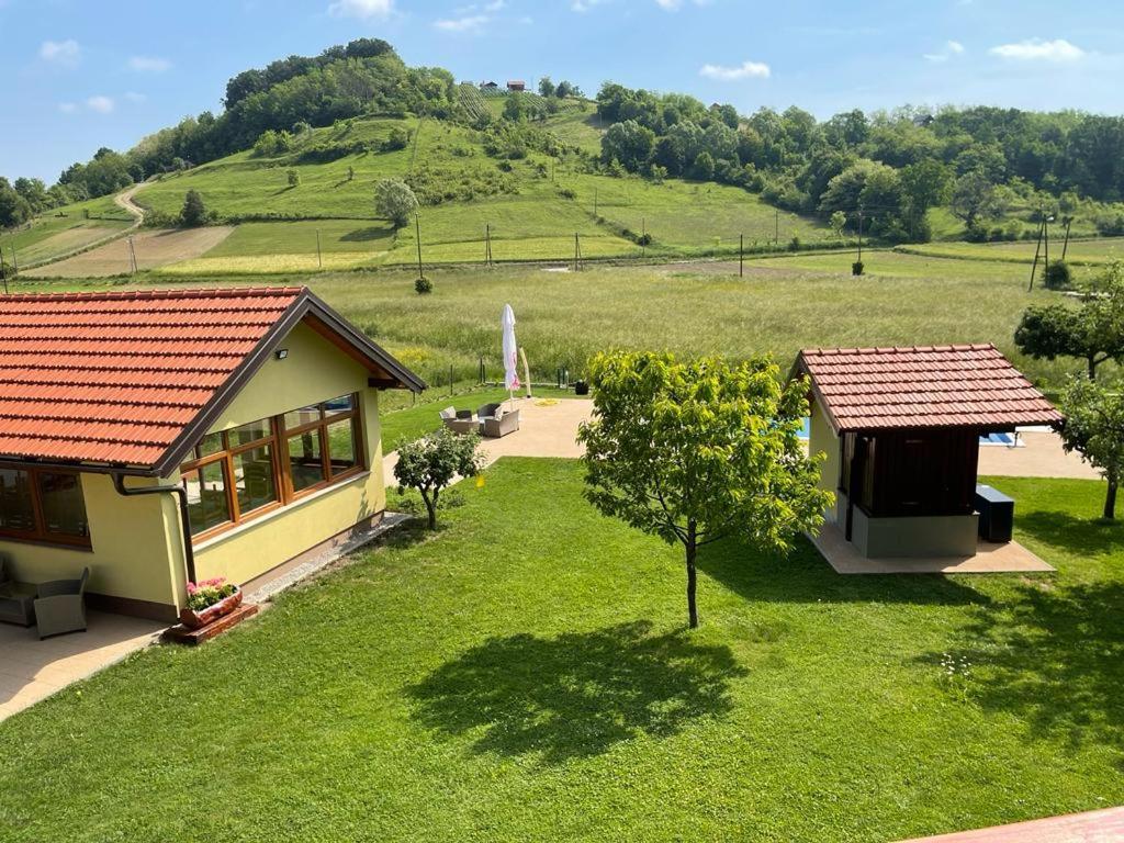 Ruralna Kuca 'Villa Zagorka' Za Odmor Sa Bazenom I Bocalistem Donja Pacetina Exterior foto