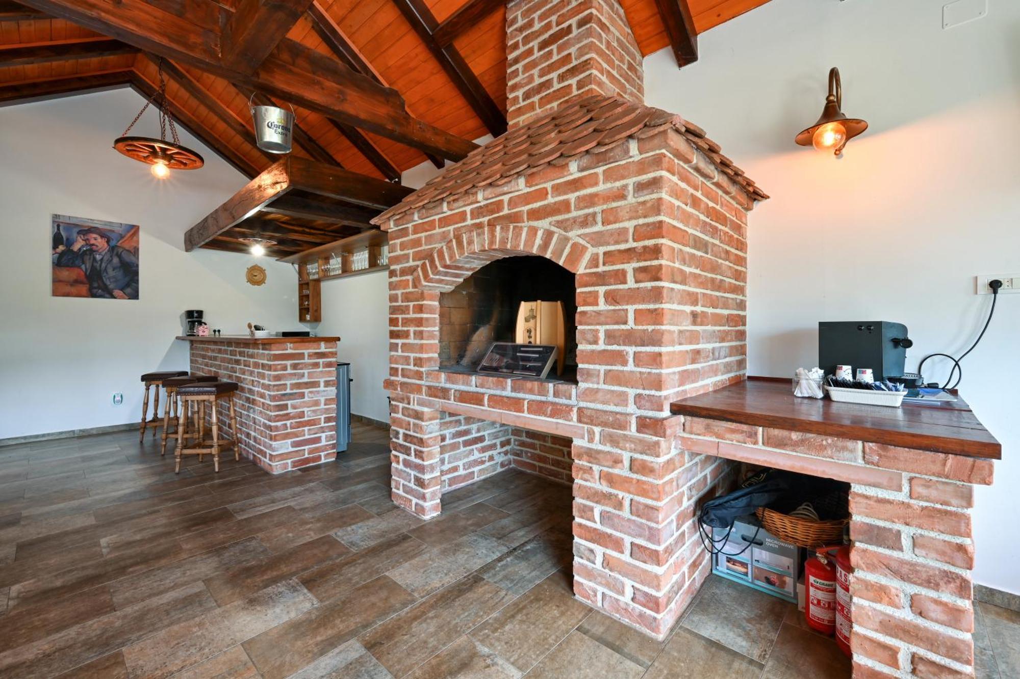 Ruralna Kuca 'Villa Zagorka' Za Odmor Sa Bazenom I Bocalistem Donja Pacetina Exterior foto